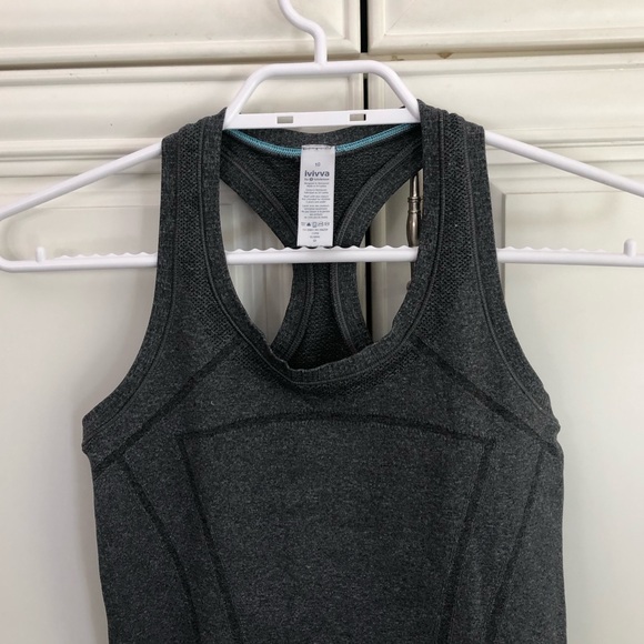 Ivivva by Lululemon Fly Tech tanktop - Picture 2 of 10